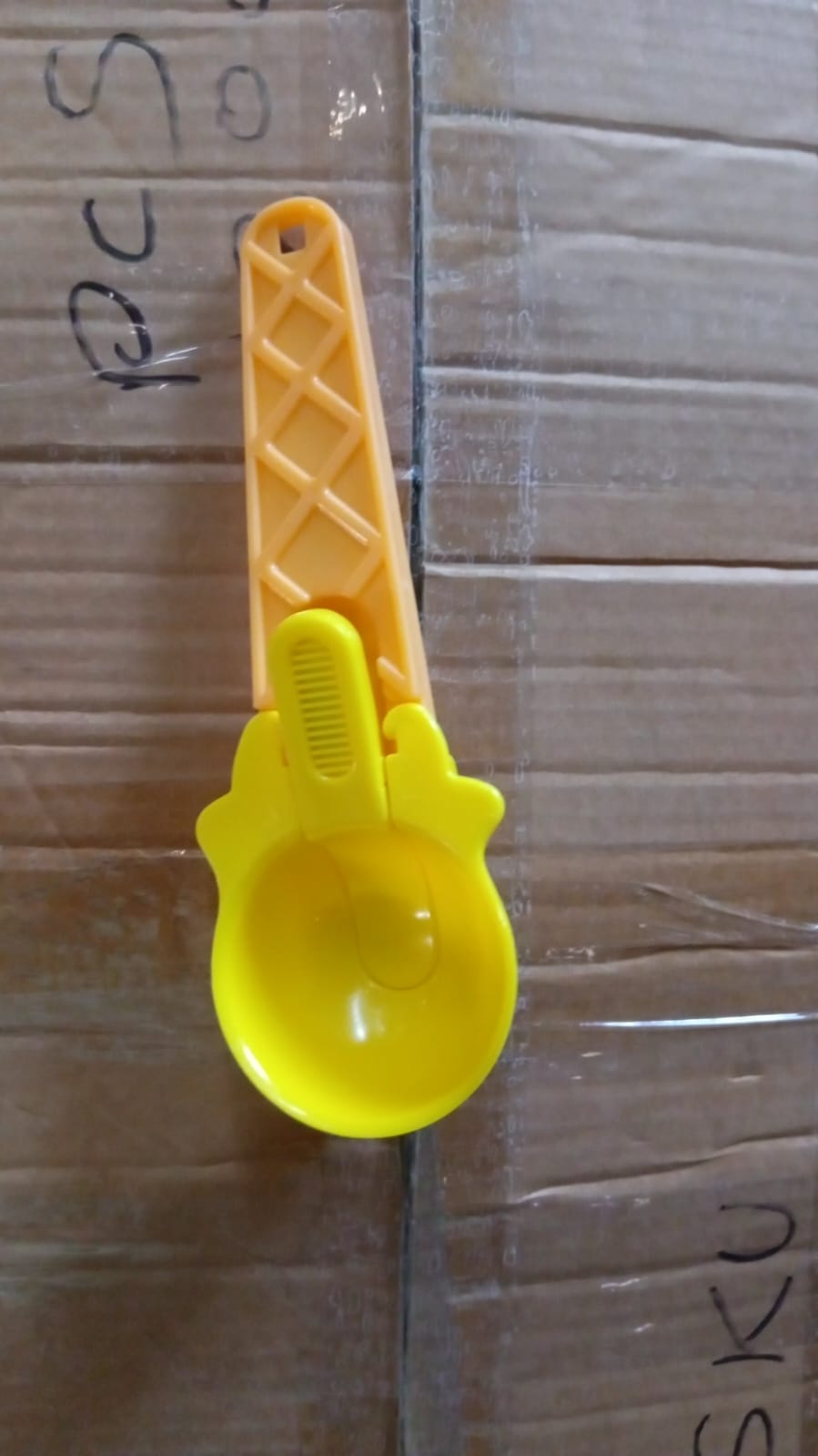5509 Ice Cream Spoons 2pcs Plastic Water Melon Scoopers with Trigger Dipper and Adults for Summer Party Ice Cream Scoop, Food Serving Spoon Kitchen Tools Ice Cream Digging Spoon Household Spoons Cupcake Spoons Aps Fruit Ball Player (2 Pc) 5509 Ice Cream Spoons 2pcs Plastic Water Melon Scoopers with Trigger Dipper and Adults for Summer Party Ice Cream Scoop, Food Serving Spoon Kitchen Tools Ice Cream Digging Spoon Household Spoons Cupcake Spoons Aps Fruit Ball Player (2 Pc)